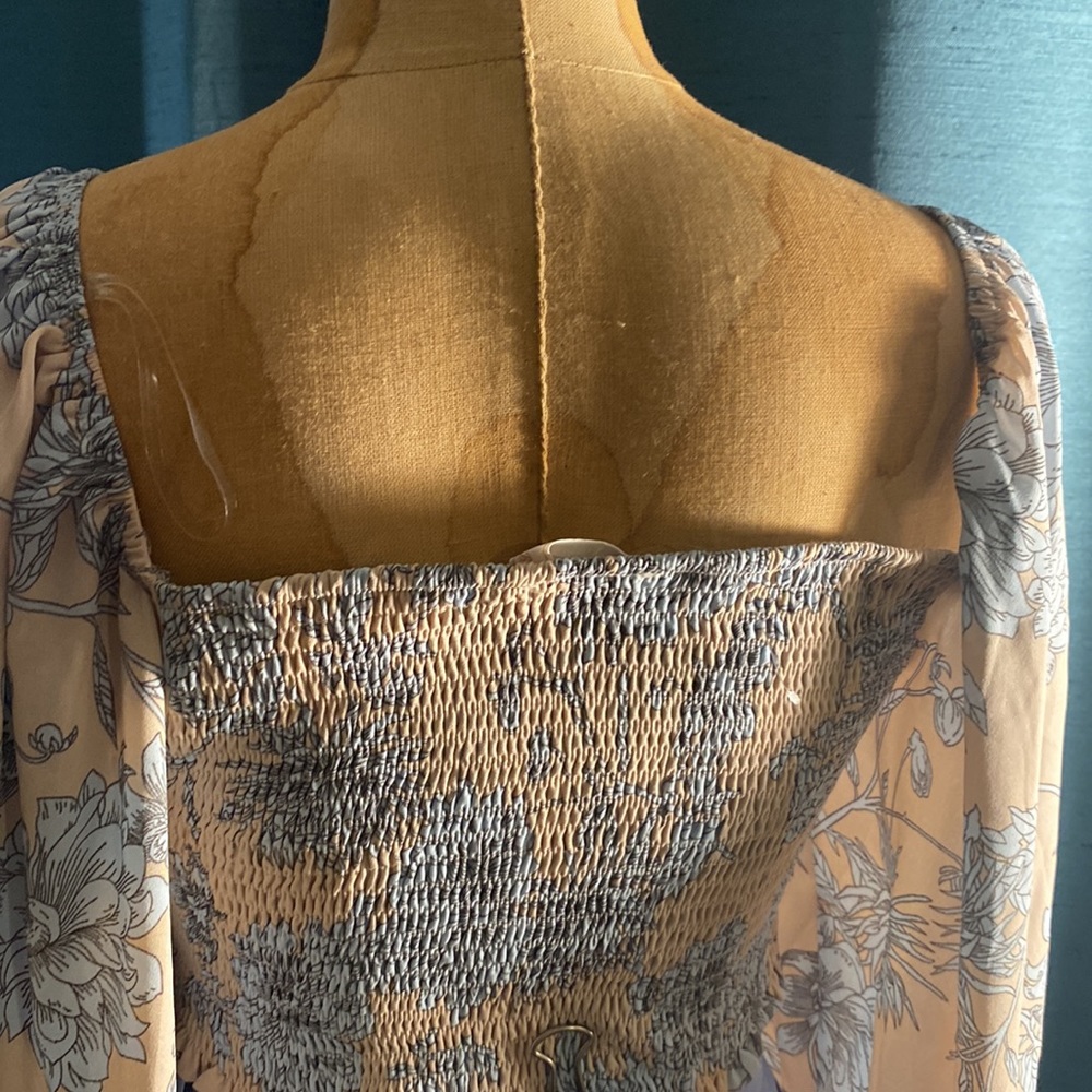 Blush top size large - Picture 9 of 9